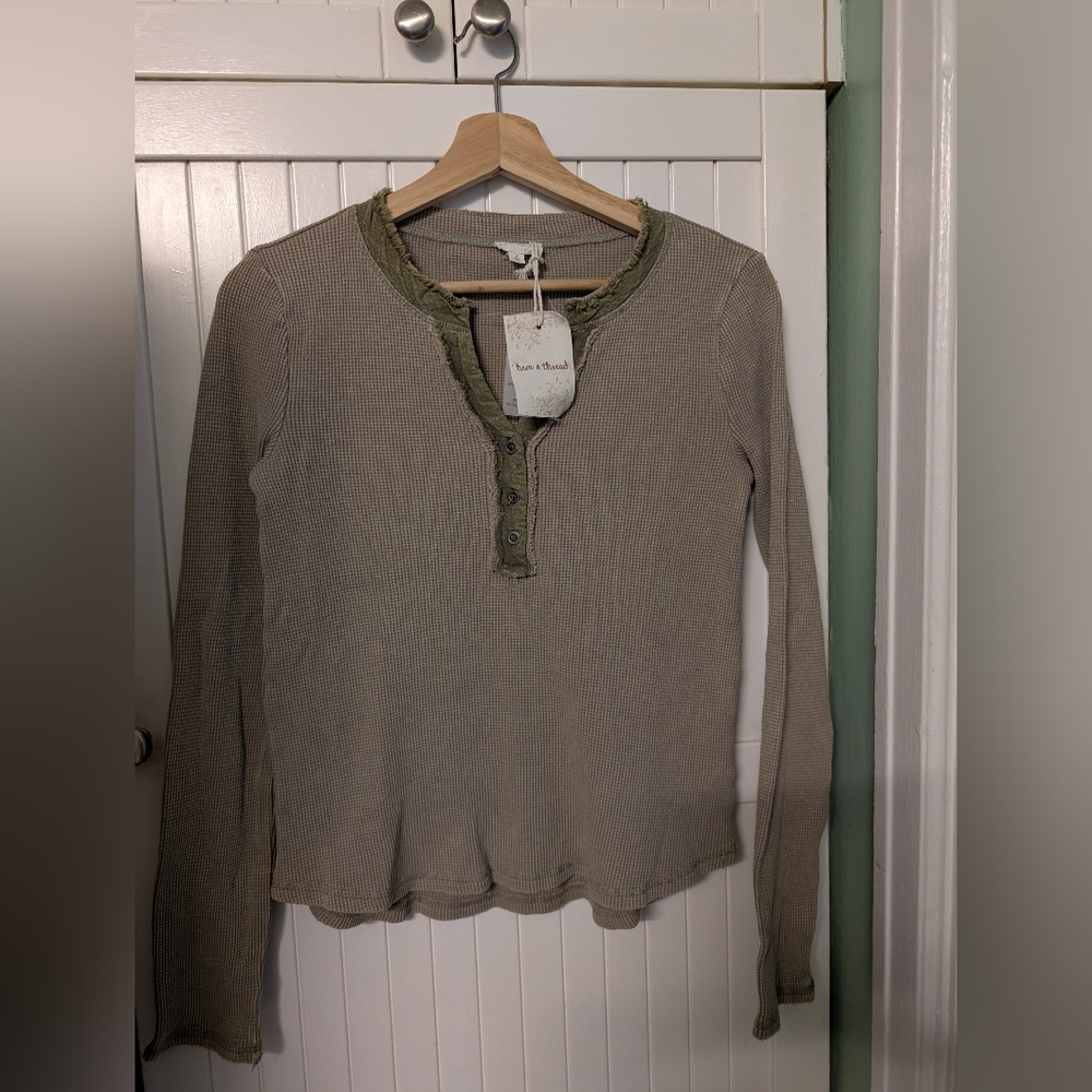 NWT Three Bird Nest Cassia Henley Top - Picture 2 of 16